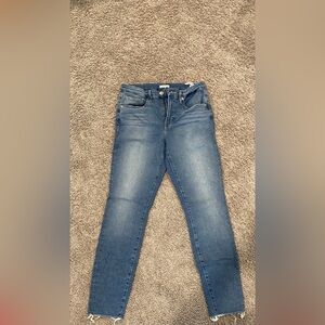 Good American 10/30 Straight Leg Jeans